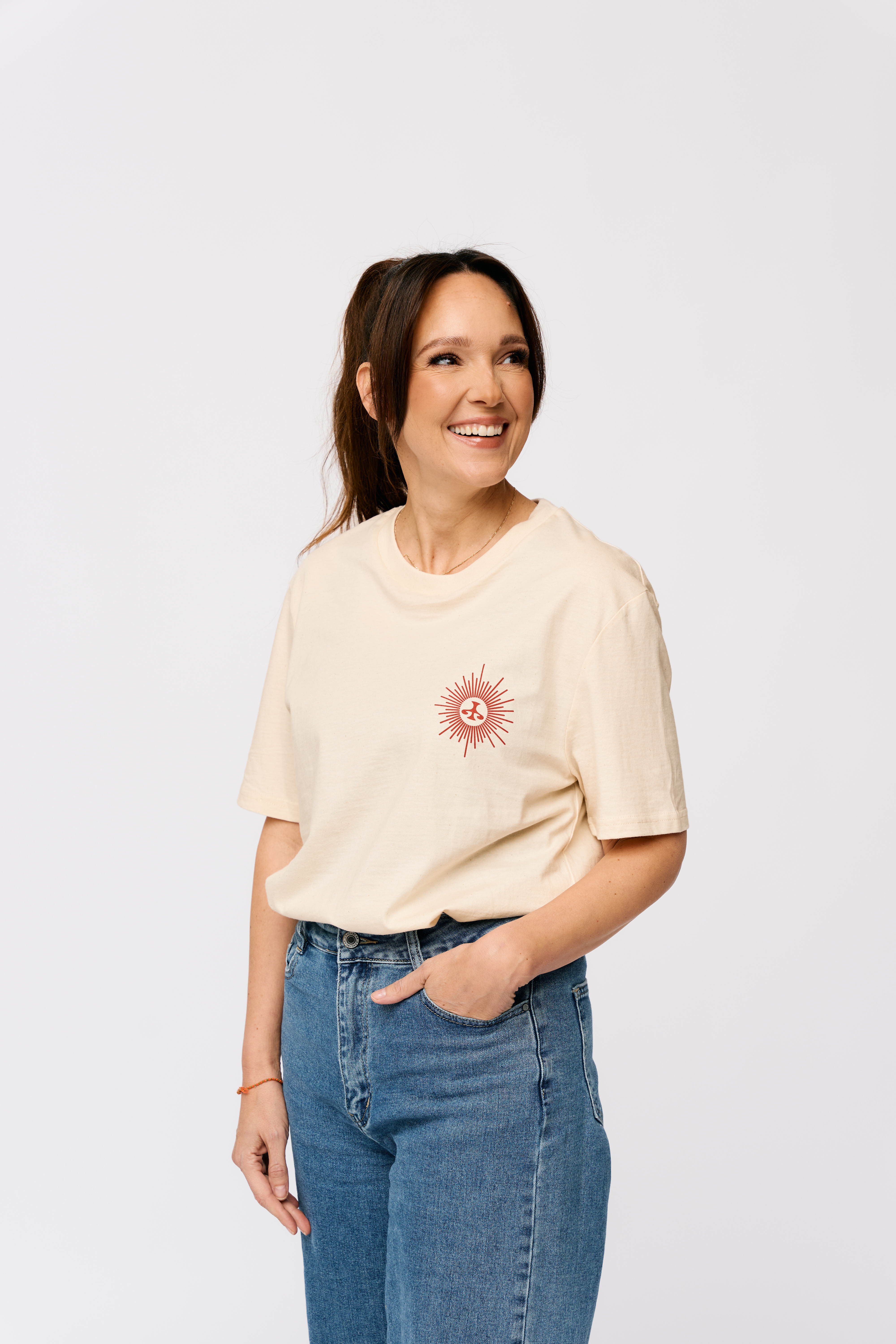 Produktbild für T-Shirt "Shesus Cult Member" natural raw